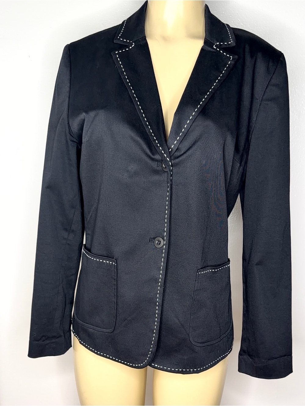 Tower Hill Sport Women’s Black Blazer Size 10 - Picture 3 of 11